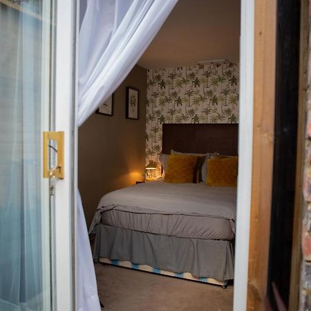 The Pear Tree Hotel Лондон Екстериор снимка