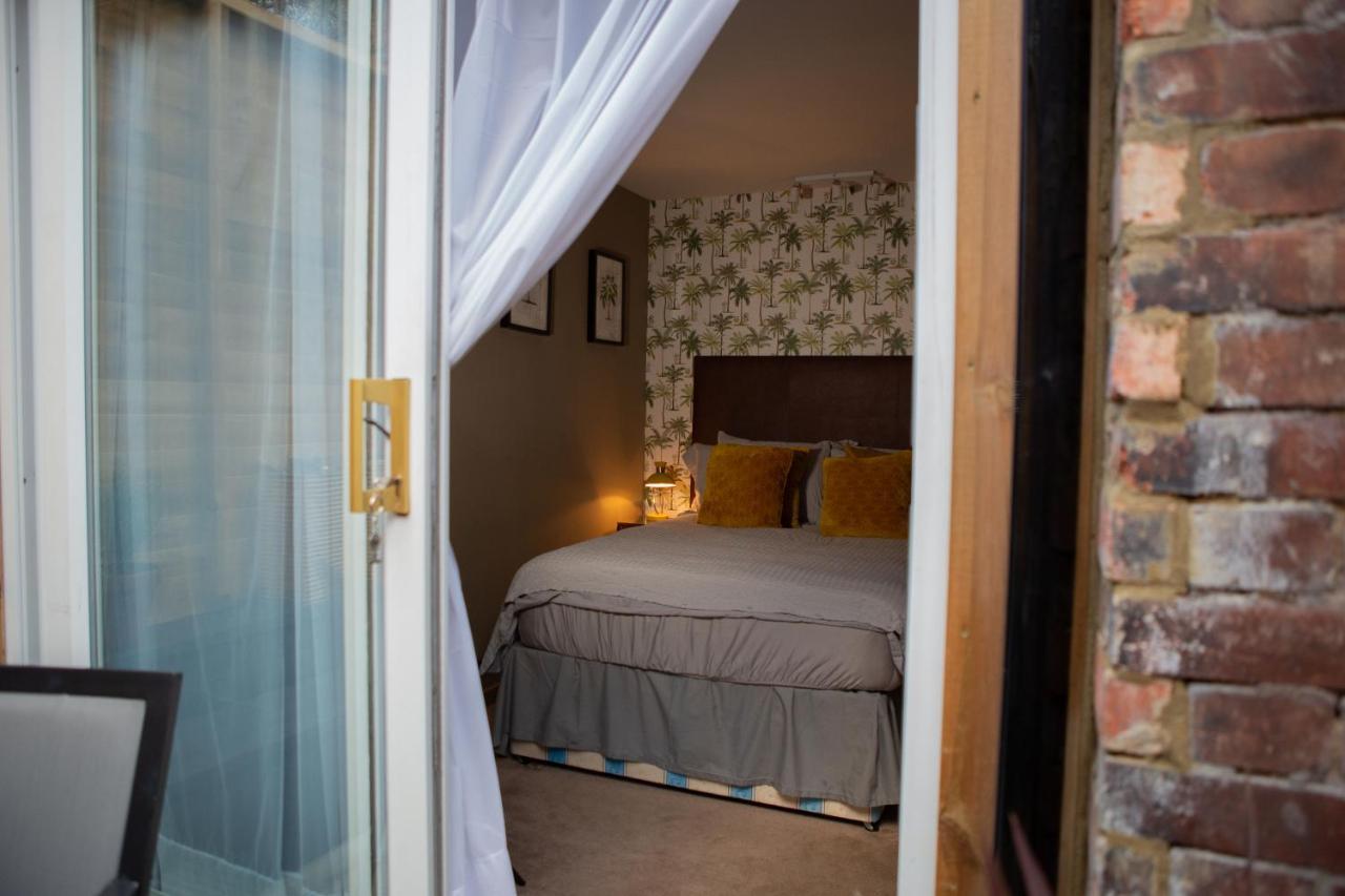 The Pear Tree Hotel Лондон Екстериор снимка