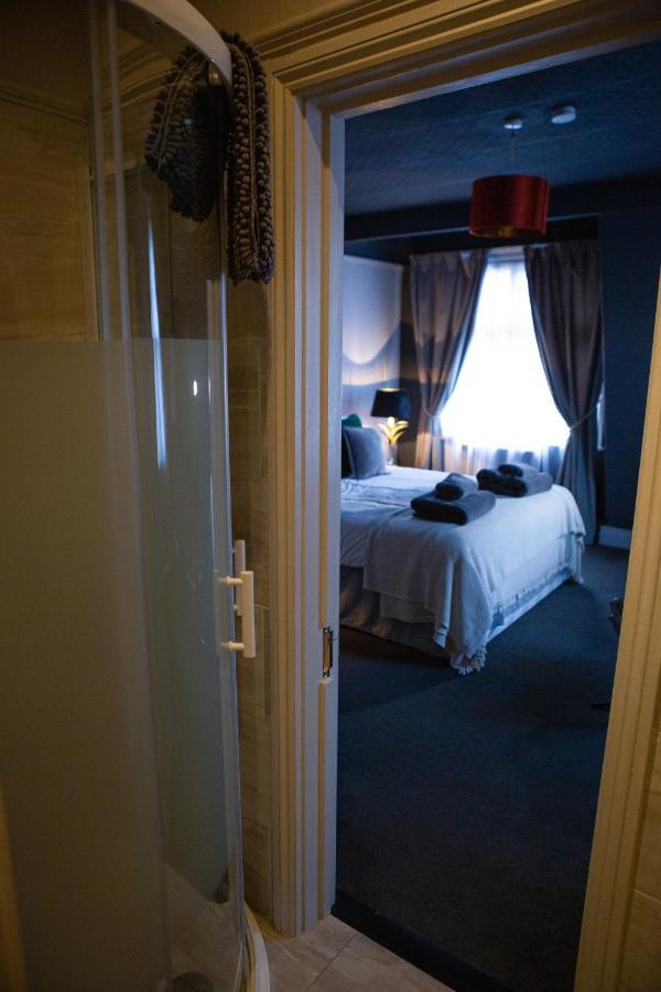 The Pear Tree Hotel Лондон Екстериор снимка