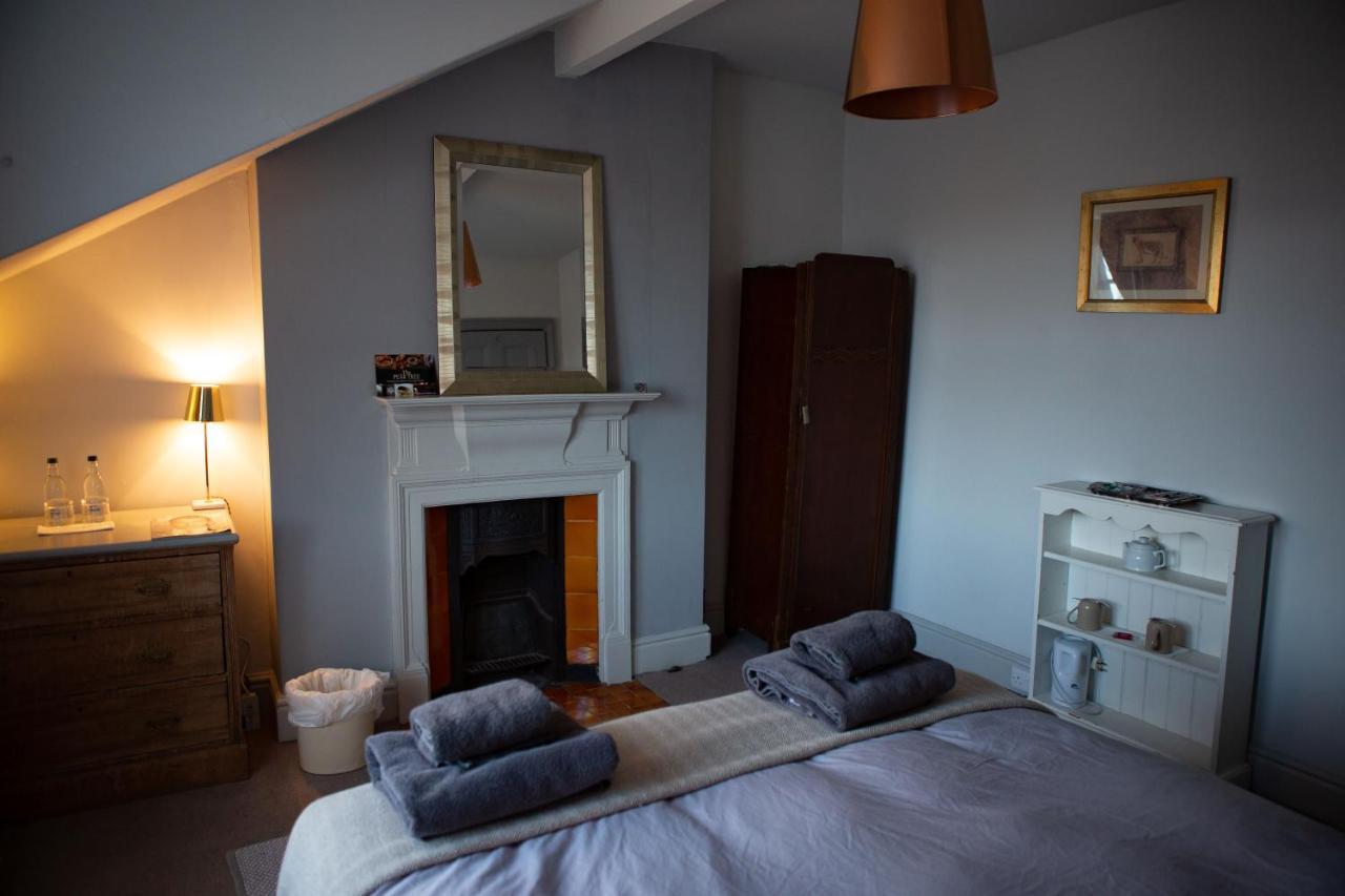 The Pear Tree Hotel Лондон Екстериор снимка